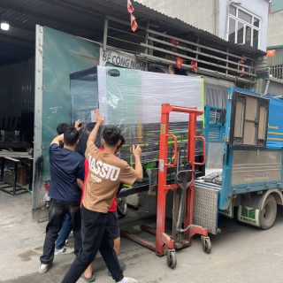 bể cá lớn